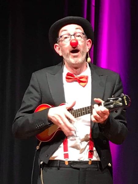 Spectacle pour les enfants à Lille - Qui est Sirouy le clown ? Chansons pour enfants