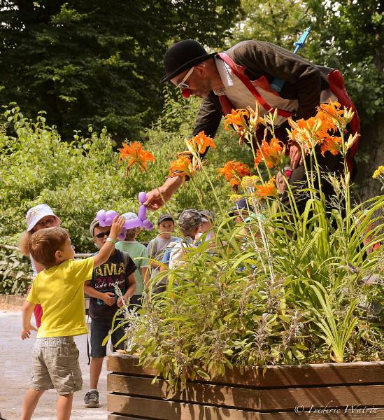 Jardiner et prendre soin de la planète, les conseils de Sirouy pour sensibiliser les enfants à la nature