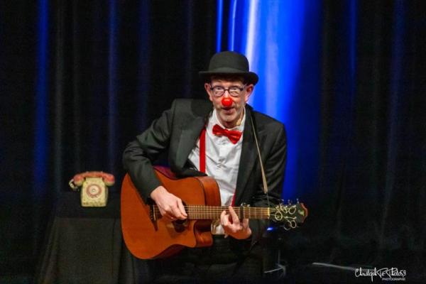 Spectacle sur les emotions pour les enfants des ecoles maternelle - Lille - Roubaix