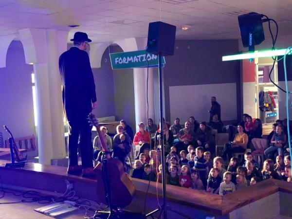 Spectacle enfants sur l'alimentation ( la malbouffe - la malnutrition) - Lille 