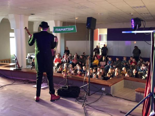 Spectacle enfants - écologie - pédagogique - adapté aux règles du covid 19 - Lille 59